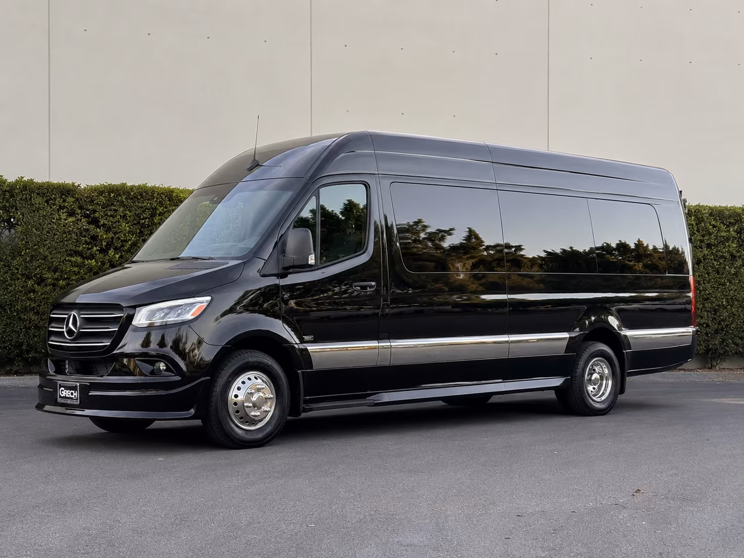 arrange transportation for your next prom 2
